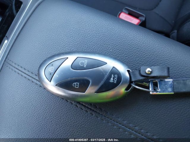 5NMJA3DE9SH490059 Hyundai TUCSON SE
