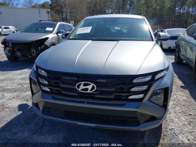 5NMJA3DE9SH490059 Hyundai TUCSON SE