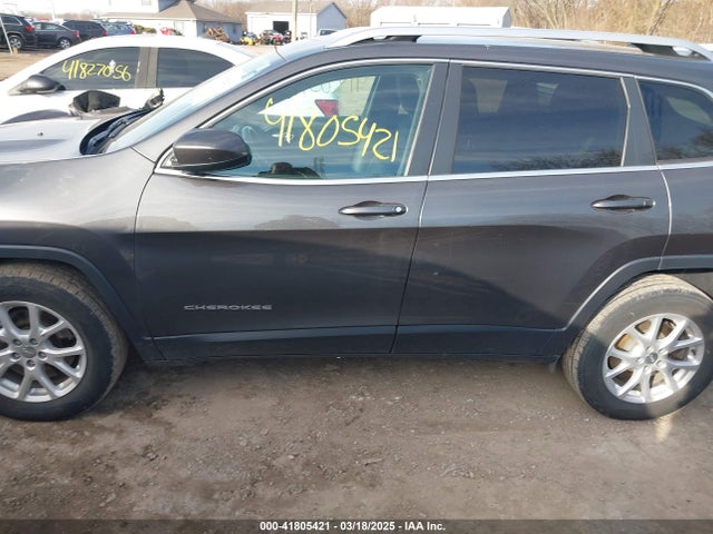 1C4PJMCS7GW246423 Jeep Cherokee Latitude