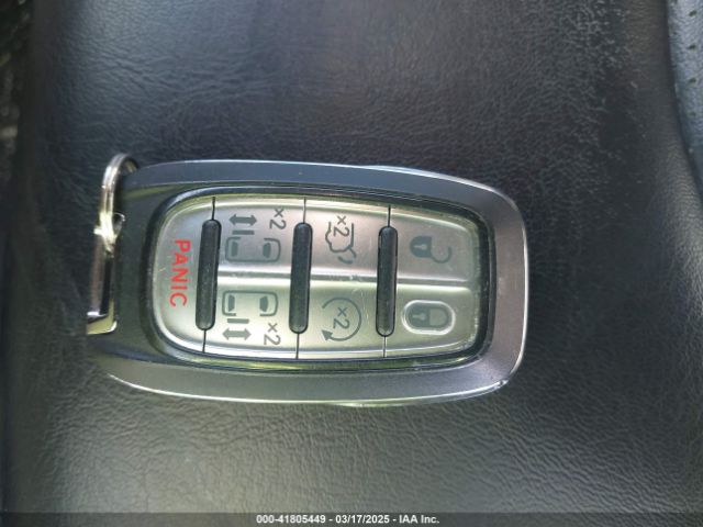 2020 CHRYSLER VOYAGER 2C4RC1DG9LR181752 Photo 10