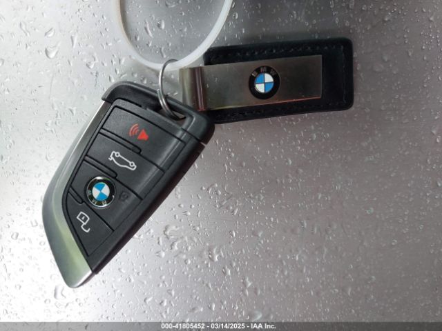 3MW69FF03R8E82893 BMW 3 Series 330i