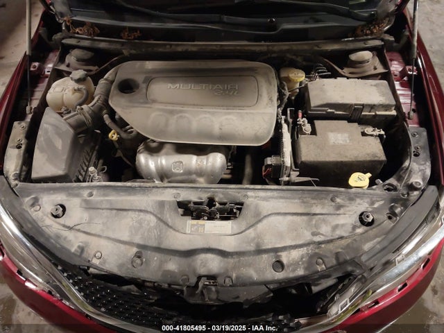 1C3CCCABXGN116748 Chrysler 200 Limited