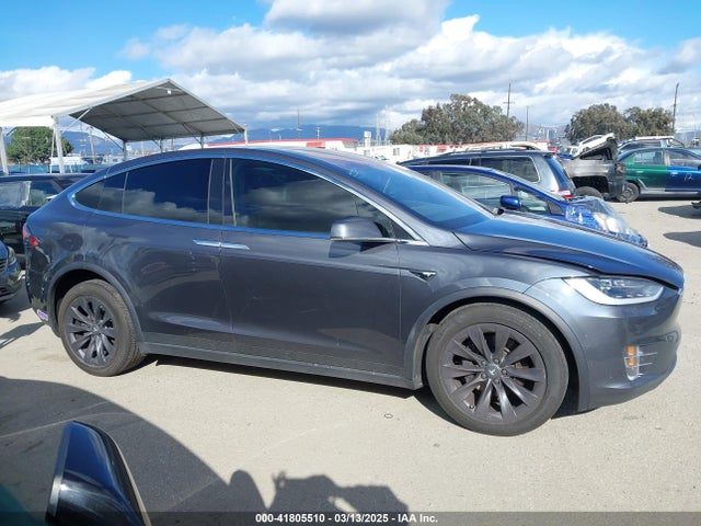 Tesla Model X 100d/75d/p100d 2018 5YJXCAE29JF136121 Image 13