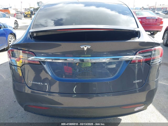 Tesla Model X 100d/75d/p100d 2018 5YJXCAE29JF136121 Image 16