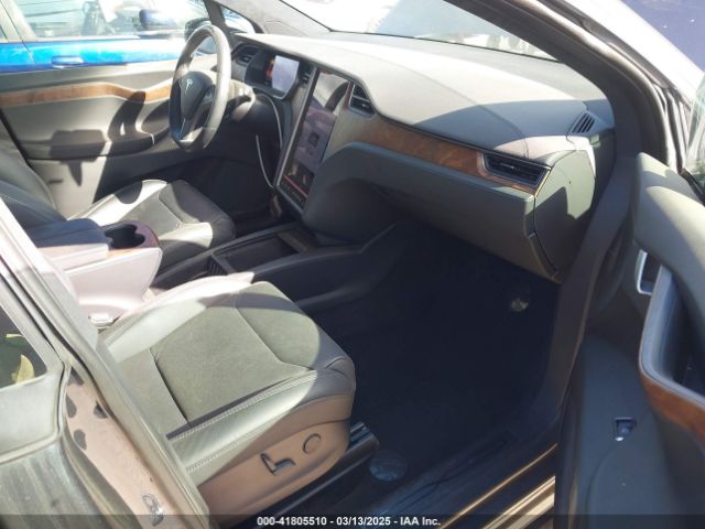 2018 TESLA MODEL X 5YJXCAE29JF136121 Photo 4