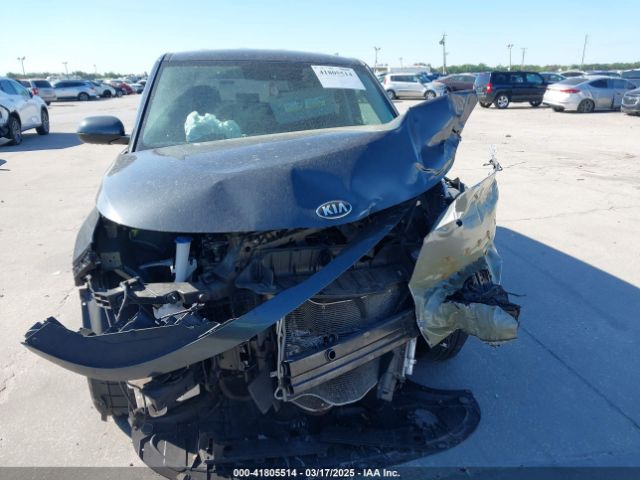 KNDJ23AU7L7728119 KIA SOUL LX
