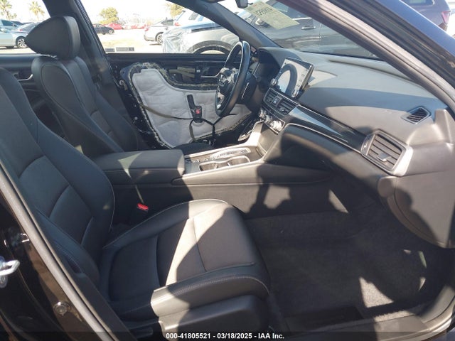 1HGCV3F21NA008636 Honda Accord Hybrid Sport