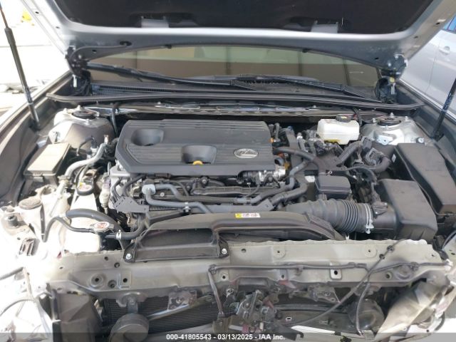 58ADA1C16RU053403 Lexus ES 300H