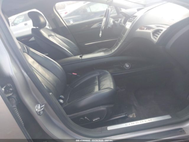3LN6L2J98FR620089 Lincoln MKZ