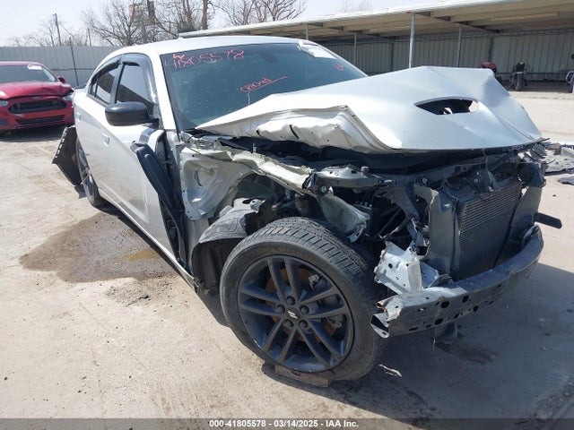 2C3CDXJGXKH706854 Dodge Charger Sxt Awd