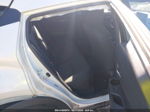 NMTKHMBX6KR099926 Toyota 3zr-fae