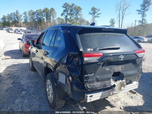 2T3H1RFV8KW013553 Toyota RAV4 LE
