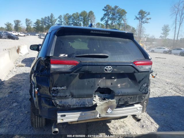 2T3H1RFV8KW013553 Toyota RAV4 LE