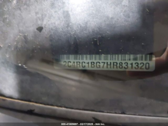 2C4RC1BG7HR831320 Chrysler Pacifica Touring-l