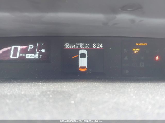 JTDKDTB31F1111388 Toyota Prius C Three