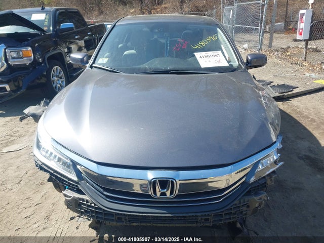 1HGCR3F96GA029275 Honda Accord Touring