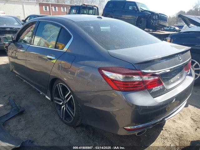 1HGCR3F96GA029275 Honda Accord Touring