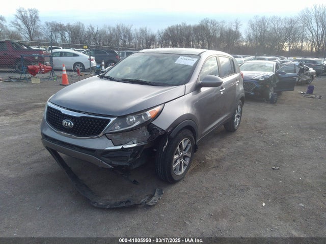 KIA Sportage Lx 2016 KNDPB3AC8G7852181 Image 2