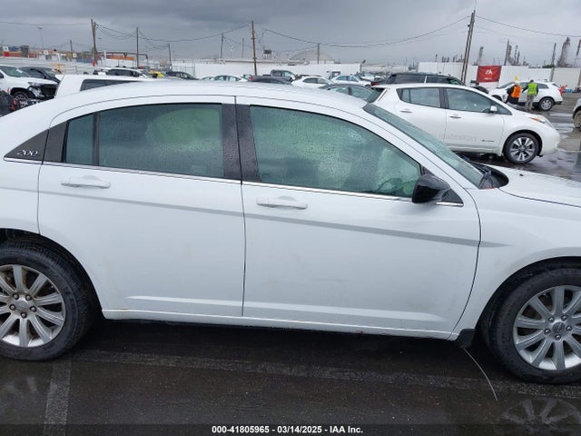 Chrysler 2014 2014 1C3CCBAB9EN210269 Image 13