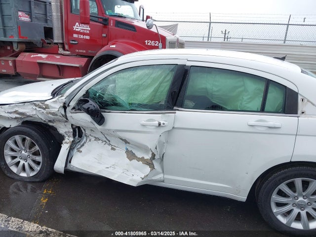Chrysler 2014 2014 1C3CCBAB9EN210269 Image 14