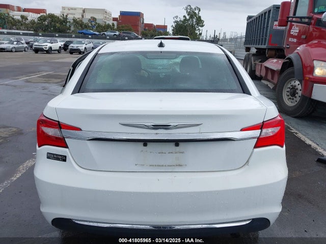 Chrysler 2014 2014 1C3CCBAB9EN210269 Image 16