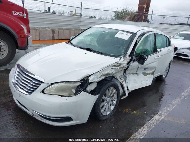 Chrysler 2014 2014 1C3CCBAB9EN210269 Image 2