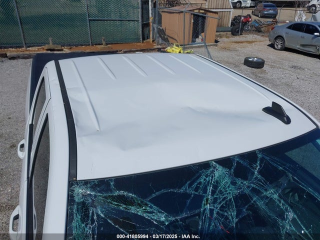 1GCVKREC0FZ200937 Chevrolet Silverado 1500 1lt