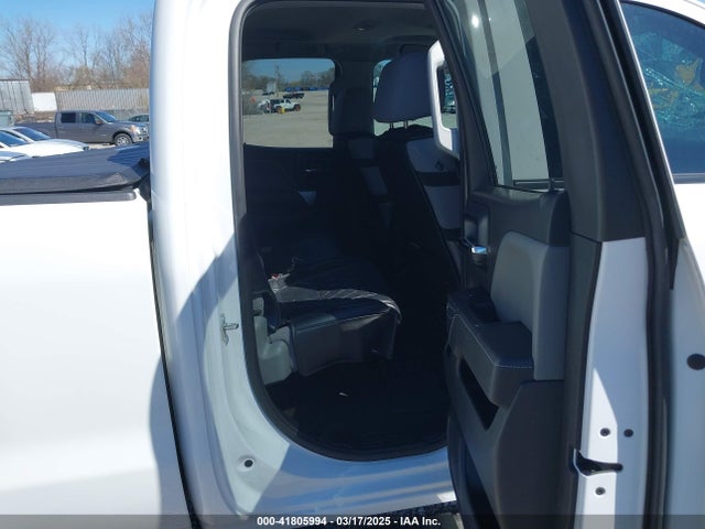 1GCVKREC0FZ200937 Chevrolet Silverado 1500 1lt
