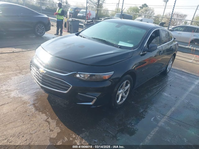1GAZB5ST1HF204121 Chev Malibu Ls