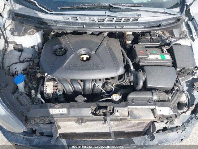 5NPDH4AE0GH710010 Hyundai ELANTRA SE