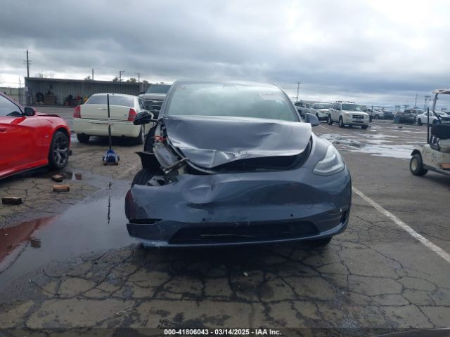 7SAYGDEE8NF317482 Tesla Model Y Long Range Dual Motor All-wheel Drive