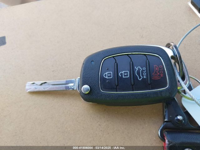 5NPE24AF1KH761006 Hyundai SONATA SE