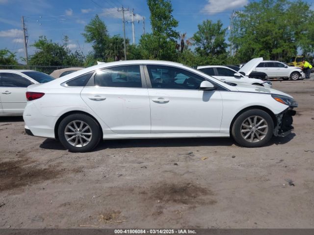 5NPE24AF1KH761006 Hyundai SONATA SE