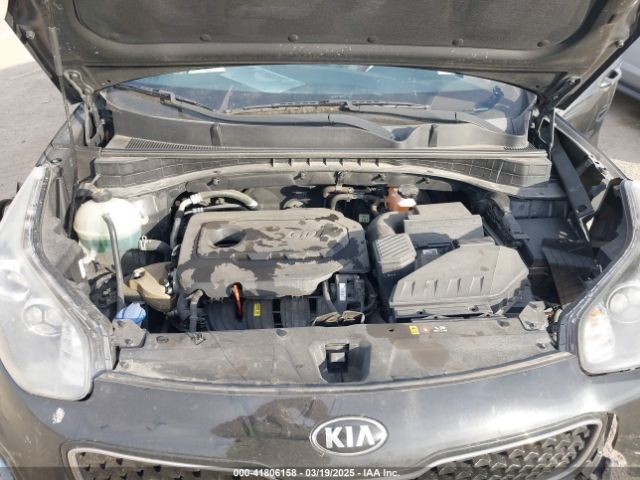 KNDPMCAC8H7154715 KIA Sportage Lx