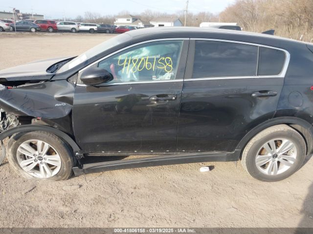 KNDPMCAC8H7154715 KIA Sportage Lx