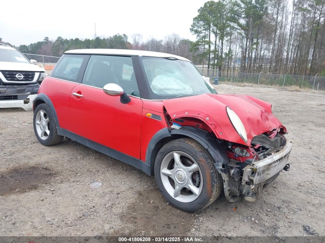 2005 MINI COOPER WMWRC33485TJ67837 Photo 0