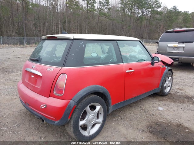 2005 MINI COOPER WMWRC33485TJ67837 Photo 3
