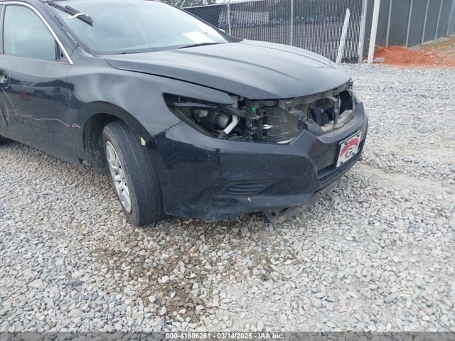 1N4AL3AP0HN367087 Nissan Altima 2.5 S