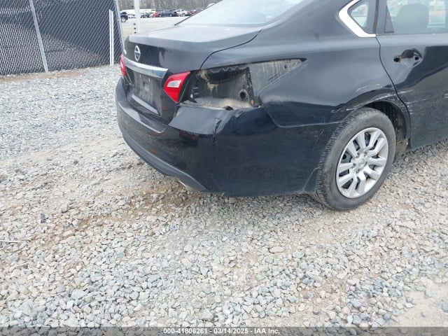 1N4AL3AP0HN367087 Nissan Altima 2.5 S