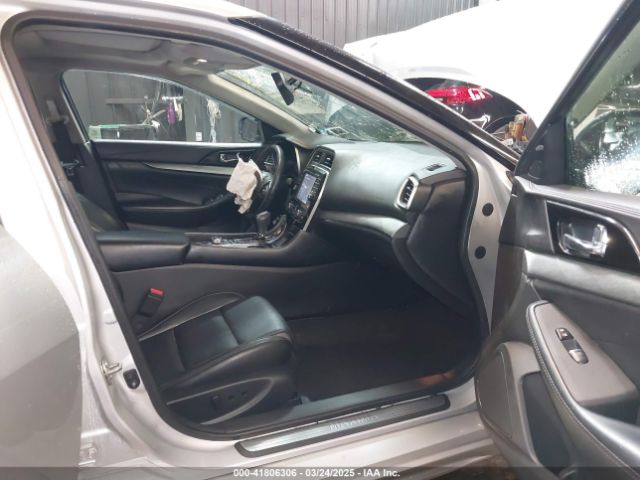 1N4AA6AP4GC415952 Nissan Maxima 3.5 Sl