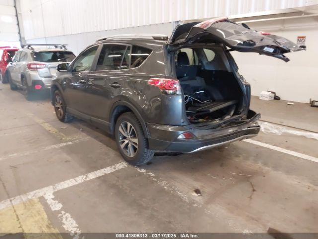 JTMRFREV9GJ068851 Toyota Rav4 Xle