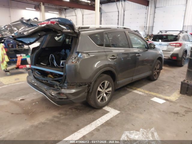 JTMRFREV9GJ068851 Toyota Rav4 Xle