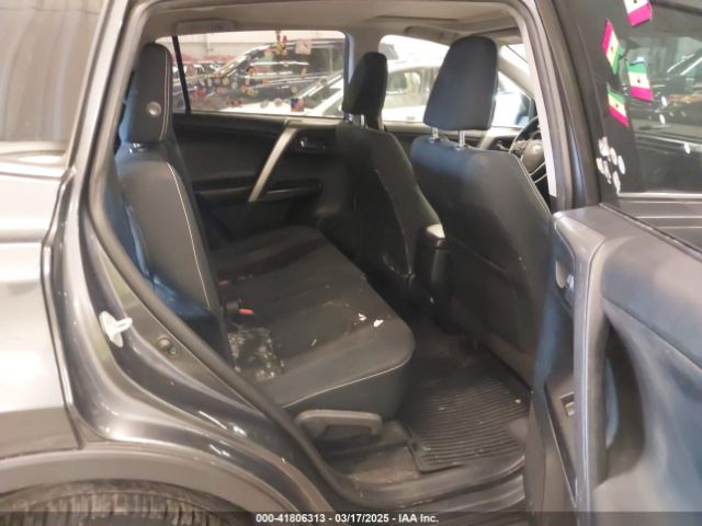 JTMRFREV9GJ068851 Toyota Rav4 Xle