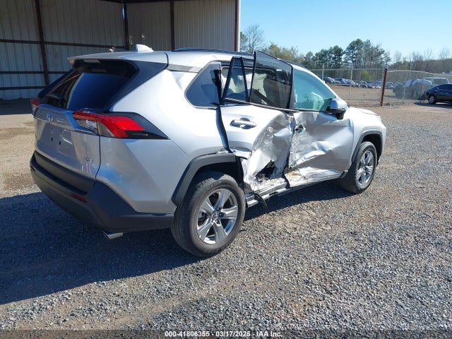 Toyota Rav4 Xle 2024 2T3W1RFV4RC280949 Image 4