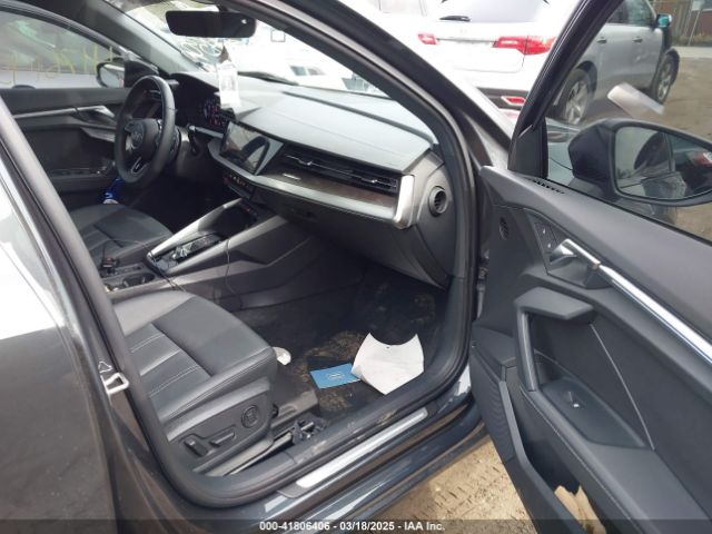 2024 AUDI A3 WAUHUDGY6RA138401 Photo 4