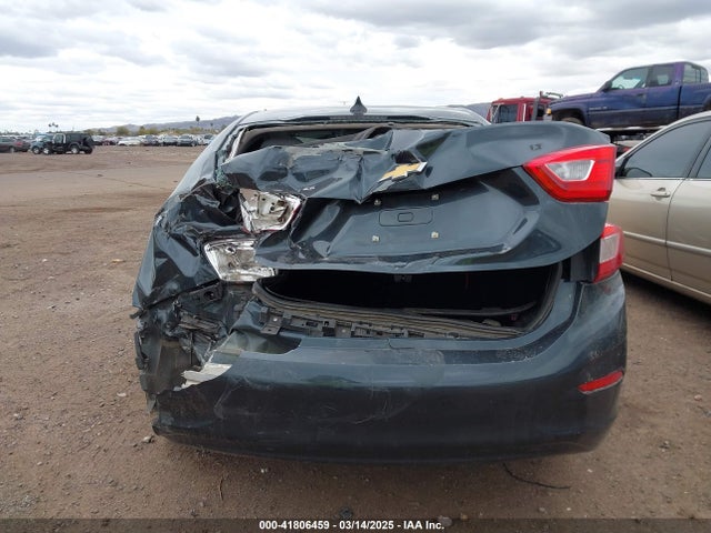 1G1BE5SM0J7105517 Chevrolet Cruze Lt Auto
