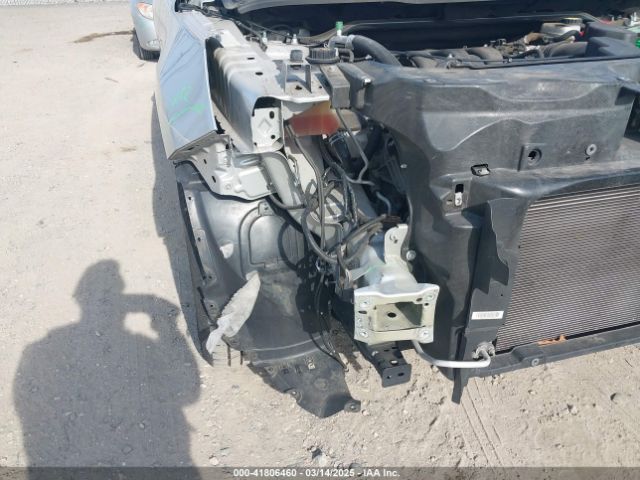 1FM5K8D84KGA02869 Ford EXPLORER XLT