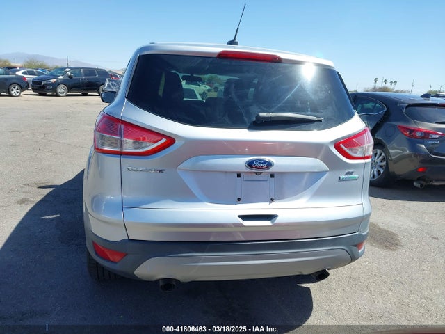 1FMCU0GX2FUA09106 Ford ESCAPE SE