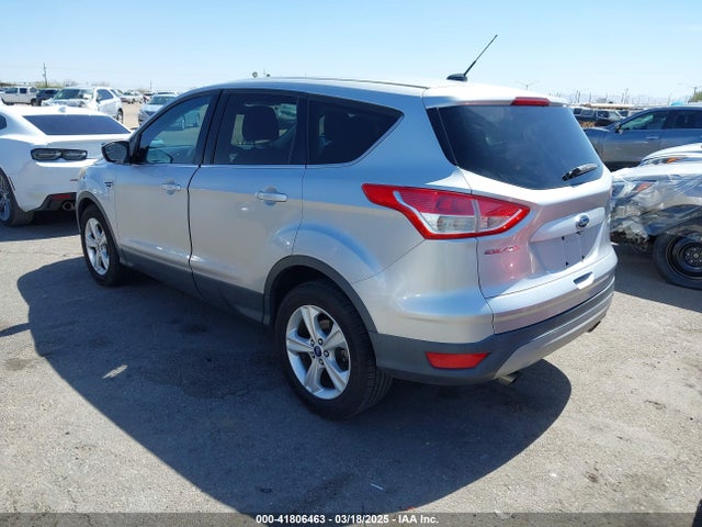 1FMCU0GX2FUA09106 Ford ESCAPE SE