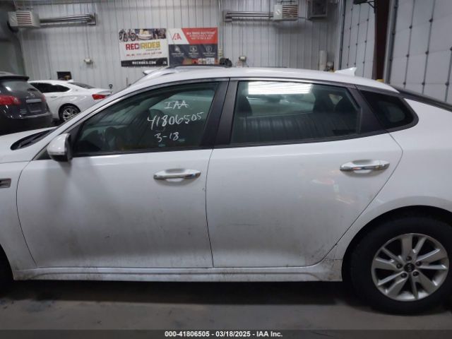 5XXGT4L35JG209737 KIA Optima Lx